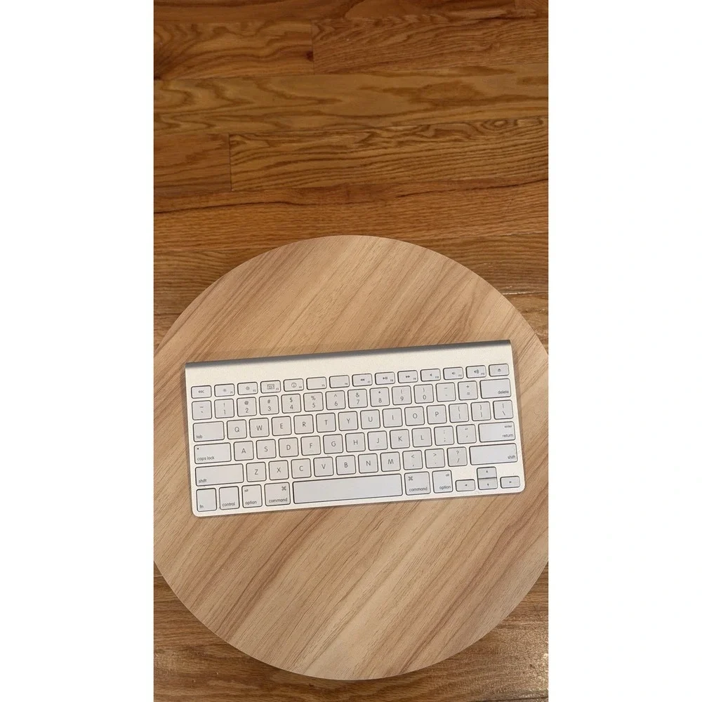 Apple A1314‎ Wireless Keyboard - MC184LL/B